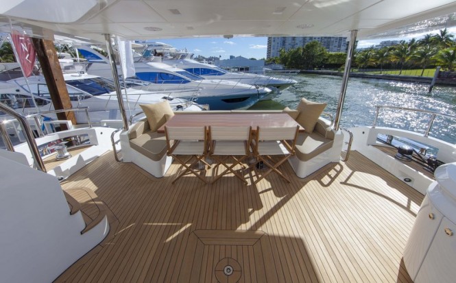Azimut 84 US Version Yacht - Exterior