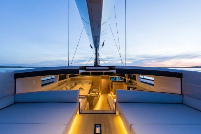Sailing yacht WinWin - Exterior
