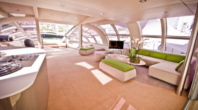 AIR 77 Yacht - Saloon