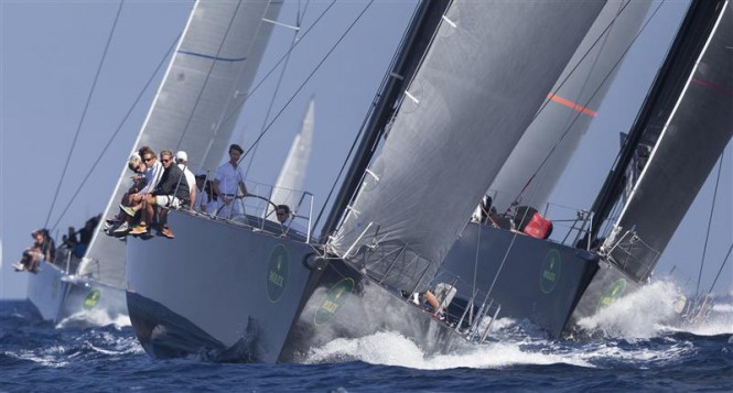 JEAN-CHARLES DECAUX'S J ONE (GBR) LEADING THE WALLY FLEET - Photo Rolex : Carlo Borlenghi