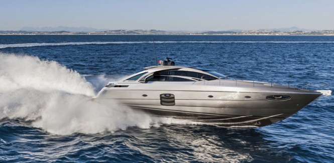 New Pershing 70 Yacht