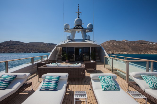 CRN Motor Yacht SARAMOUR  - Solarium