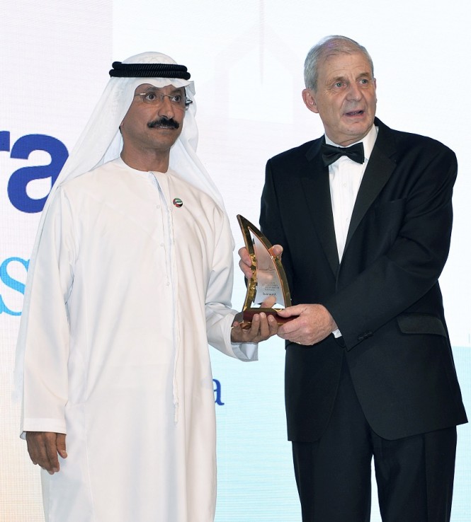 H.E. Sultan Bin Sulayem, Chairman of Dubai Ports, Customs and Free Zone Corporation and President of Dubai Maritime City Authority while receiving the award