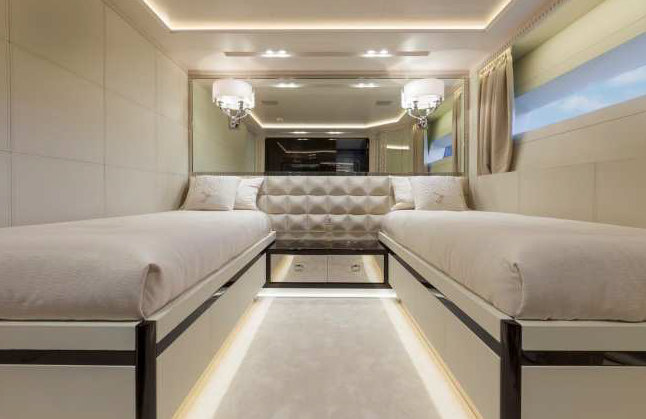 Polaris Yacht - Twin Cabin