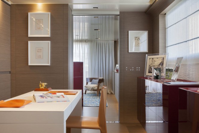 SARAMOUR superyacht owner's studio