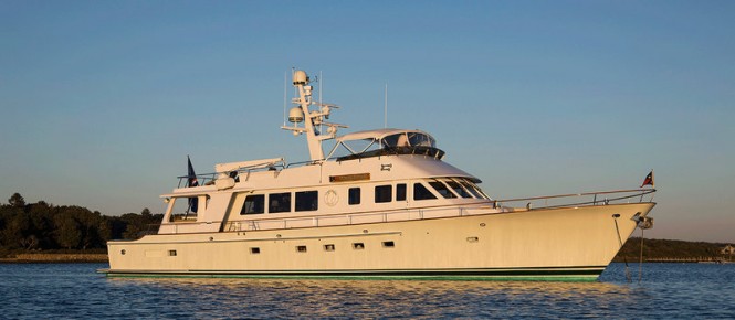 Tumblehome Yacht by Lyman Morse