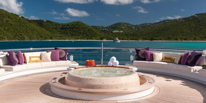 Solandge Yacht - Spa Pool at top deck - Photo by Klaus Jordan