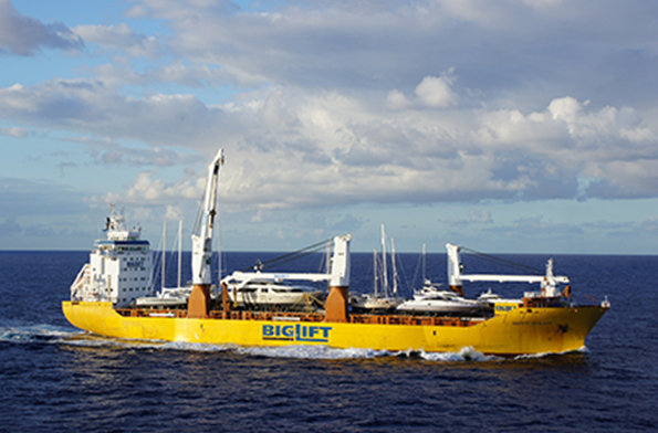 MV Happy Dragon underway from Europe and USA to the South Pacific