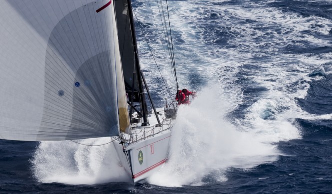 •	The hydrofoil wing fitted to Wild Oats XI is designed to lift the bow when sailing at speed downwind (Credit Carlo BorlenghiRolex)