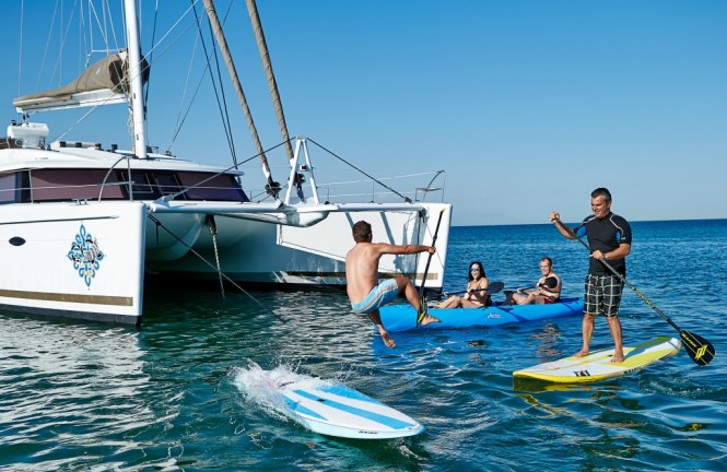 Catamaran LIR - Water toy fun