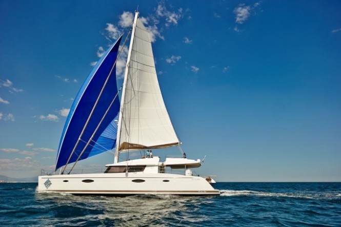 Catamran yacht LIR