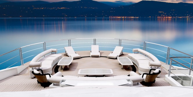 Super yacht O'Pari3 - Bridge Deck