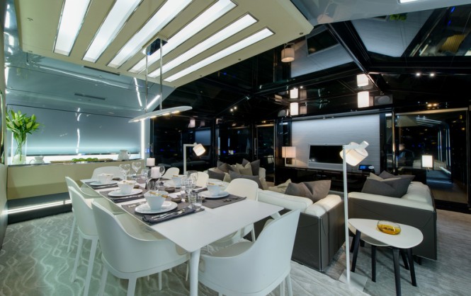 8th Arcadia 85 US edition Yacht - Dining
