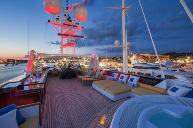 Chartering is about guests unplugging and physically detaching from land and life’s stresses. (Photo Credit Billy Black)