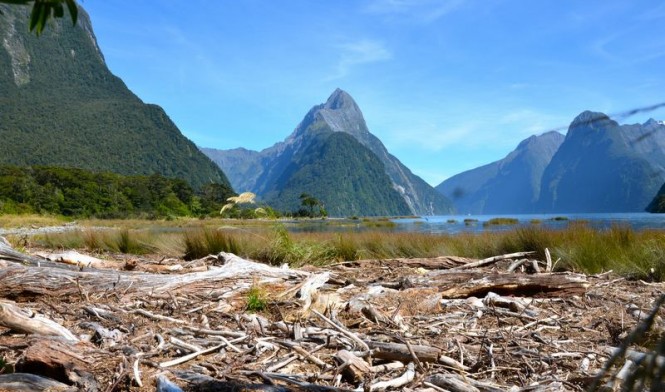 Milford, a beautiful New Zealand yacht rental destination