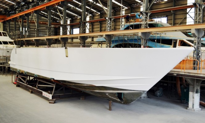 New Horizon E88 superyacht under construction
