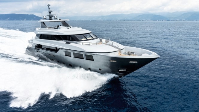Tecnomar Nadara 40 superyacht Low Profile