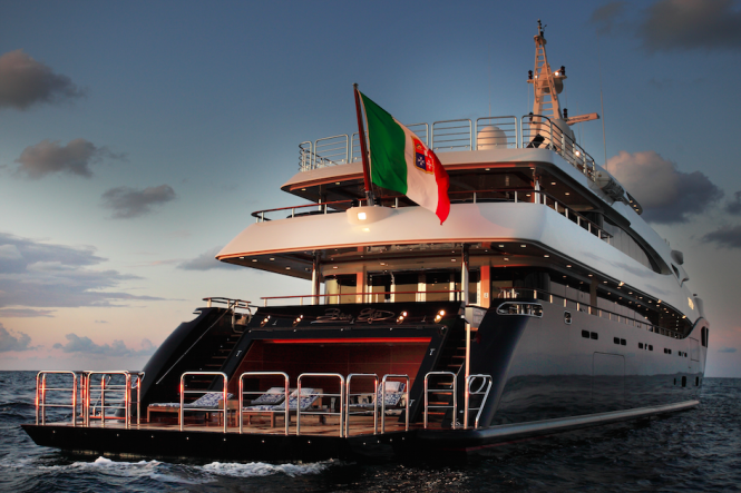 Luxury yacht BLUE EYES LONDON