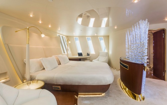 Motor yacht Tornado - Cabin