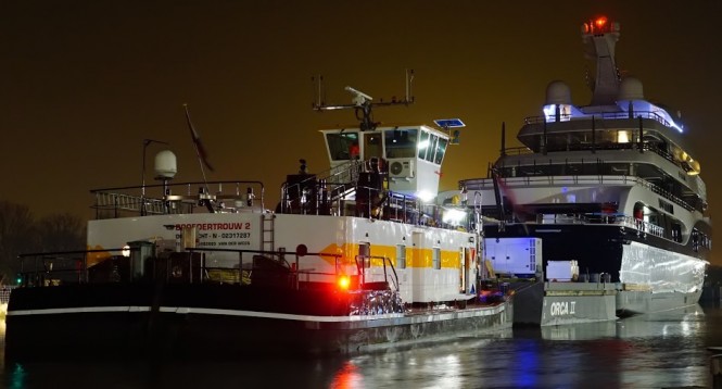 Luxury yacht Symphony - aft view - Photo by Kees Torn