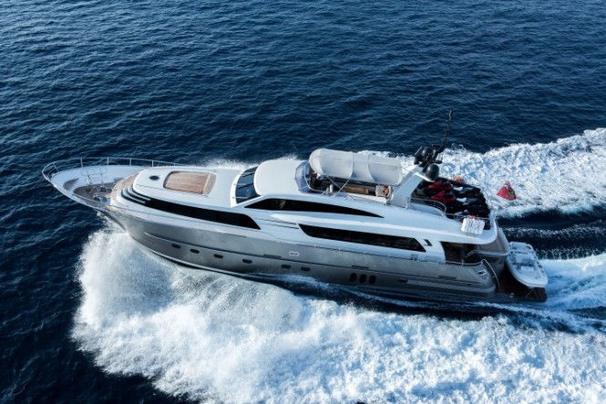 The Next Episode Yacht underway