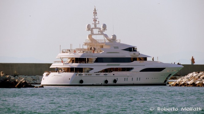 Motor yacht FORMOSA - Photo by Roberto Malfatti