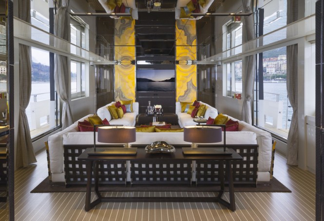 Motor yacht SL106 Special Edition - Saloon