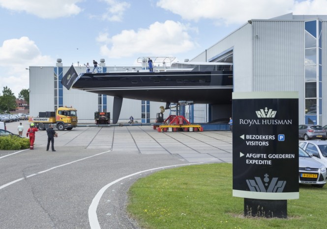 Luxury yacht SEA EAGLE leaving her shed - Photo by Priska van der Meulen