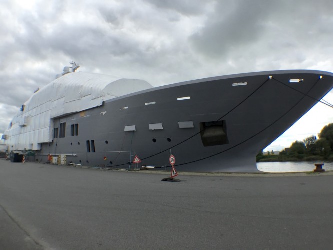 107M Explorer Mega Yacht ULYSSES in Bremenhaven, Germany - Photo by DrDuu