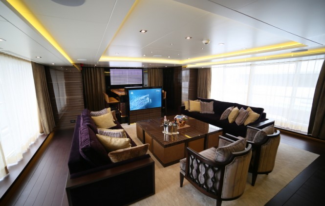 Dusur Yacht - Main Deck Saloon