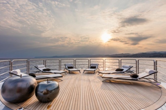 Motor yacht SUERTE - Exterior