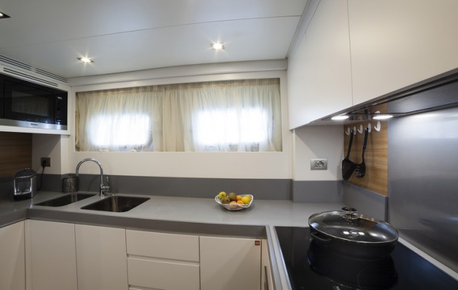 SEALOOK Yacht - Galley