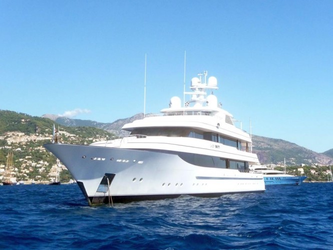 Feadship Yacht LADY BRITT off Monaco - Photo by Dirk-Jan Vermeij and Feadship Fanclub