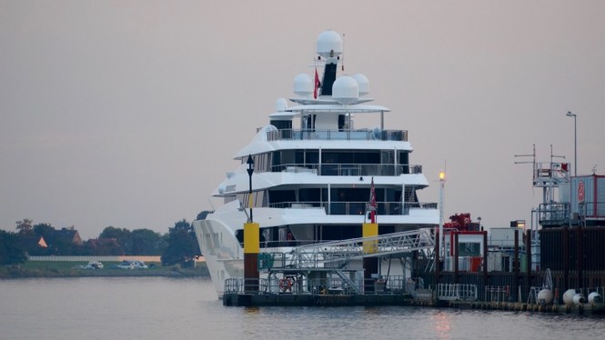 Mega yacht EMINENCE - Photo by DrDuu