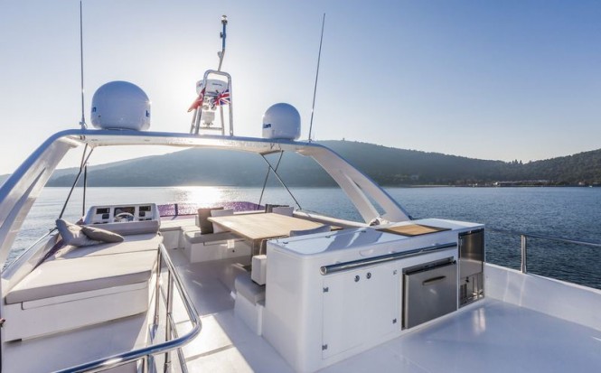 Numarine 70 Flybridge Yacht - Exterior