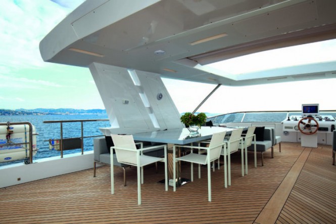 Super yacht IRON MAN - Exterior