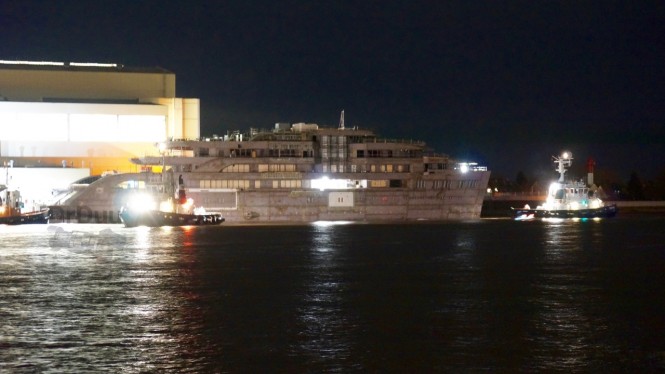 100m+ Lurssen Yacht being moved to another shed - Photo by DrDuu