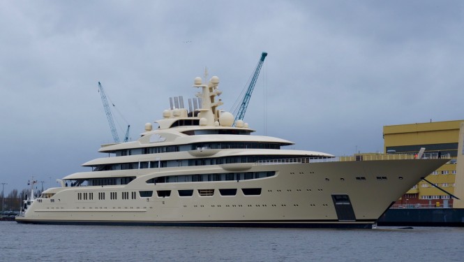 156m mega yacht OMAR by Lurssen - Photo by DrDuu