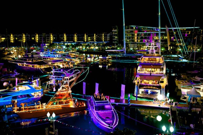 One15 Christmas Boat Light Parade