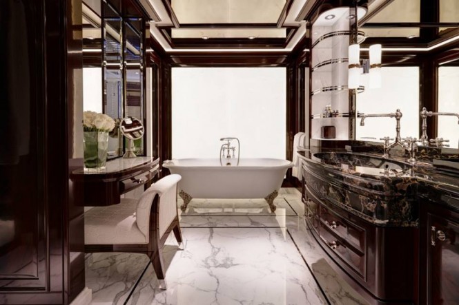 ROCK.IT Yacht - Owners Bathroom - Photo by Feadship Fanclub