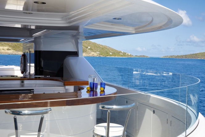 VICTORIA DEL MAR - Photo by David Churchill 