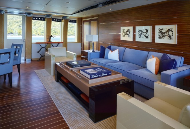 VICTORIA DEL MAR - Photo by David Churchill 