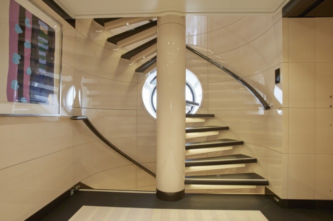 MADAME KATE - Bridge Deck Staircase