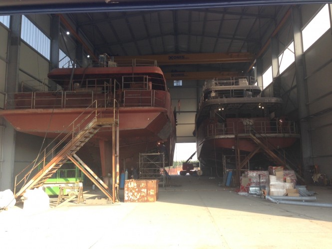 Ocean King 100 and Ocean King 130 under construction