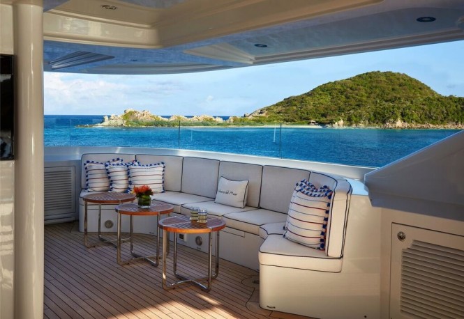 VICTORIA DEL MAR - Photo by David Churchill 