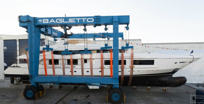 Baglietto 54m - side view