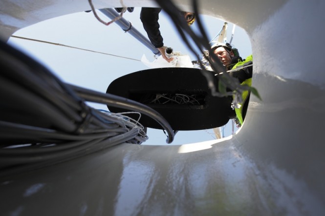 DAHLAK - Mast Stepping