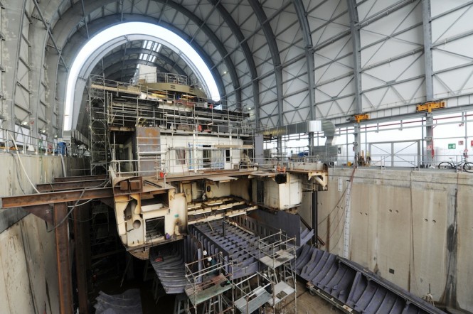 Top view of stern re-construction and metal works - progression of insertion of the new hull elements (Amico & Co/Freaklance)