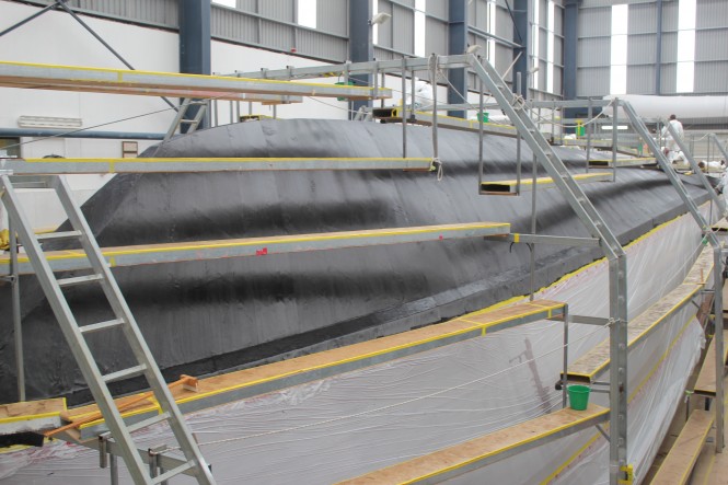 First build shot of Hull 1015