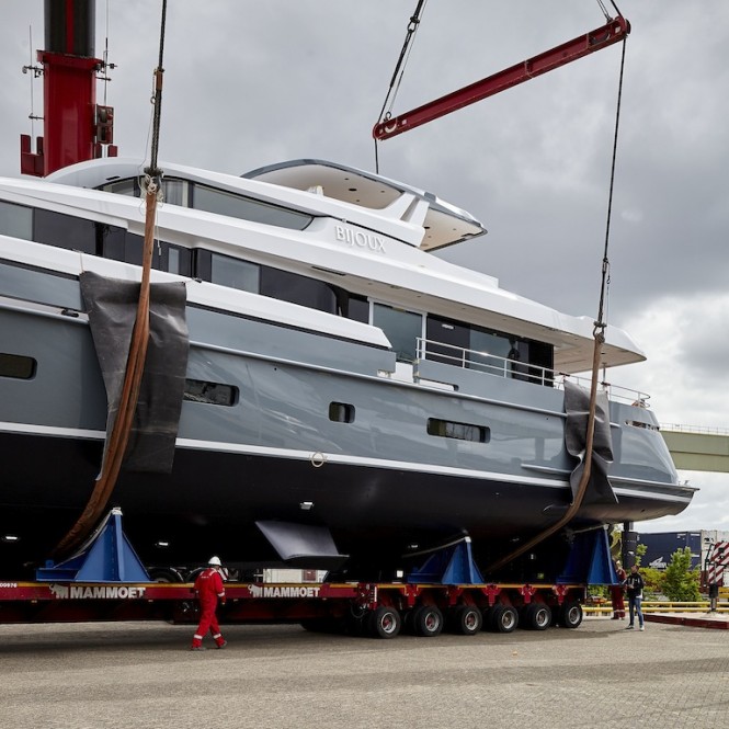 Moonen Shipyards YN198